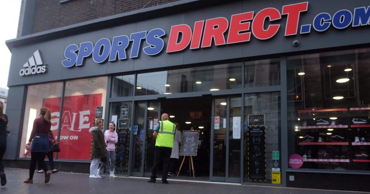 Working at Sports Direct 【 2024